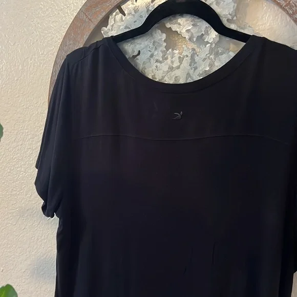 🖤 Glyder • Cozy Black Short Sleeve Tunic w/ Side Slits - Picture 6 of 6